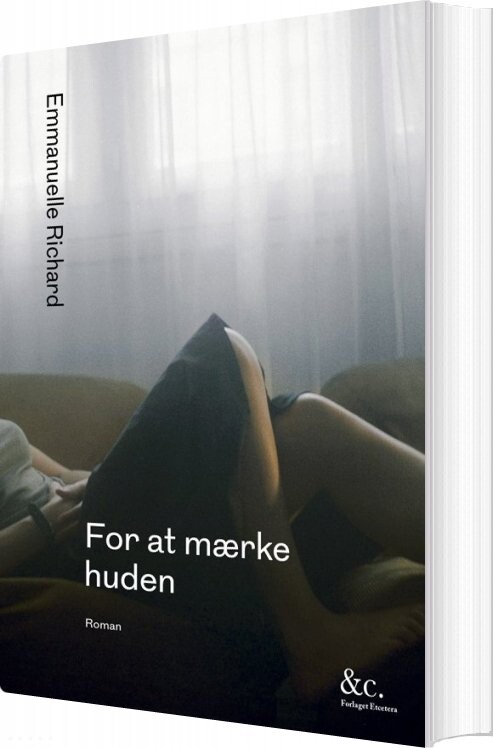 For At Mærke Huden   Emmanuelle Richard   Bog