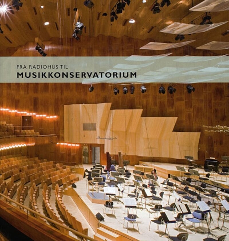Fra Radiohus Til Musikkonservatorium   Bog