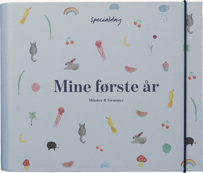 Mine Første år   Album   Rikke Max L? Nart   Bog