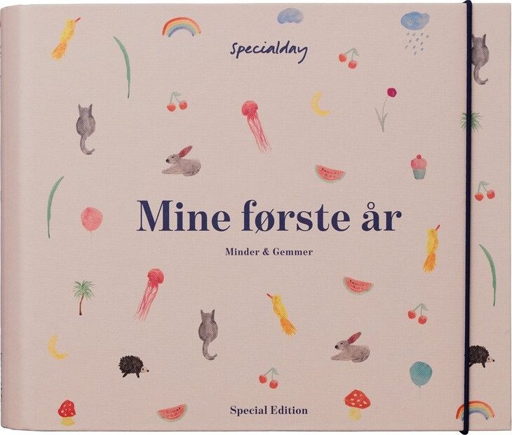 Mine Første år   Minder Og Gemmer   Special Edition   Pige   Rikke Max L? Nart   Bog