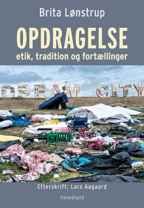 Opdragelse    Brita Lønstrup   Bog