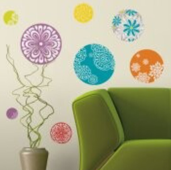 Roommates Wallstickers   Patterned Dots Peel  Rmk1707scs