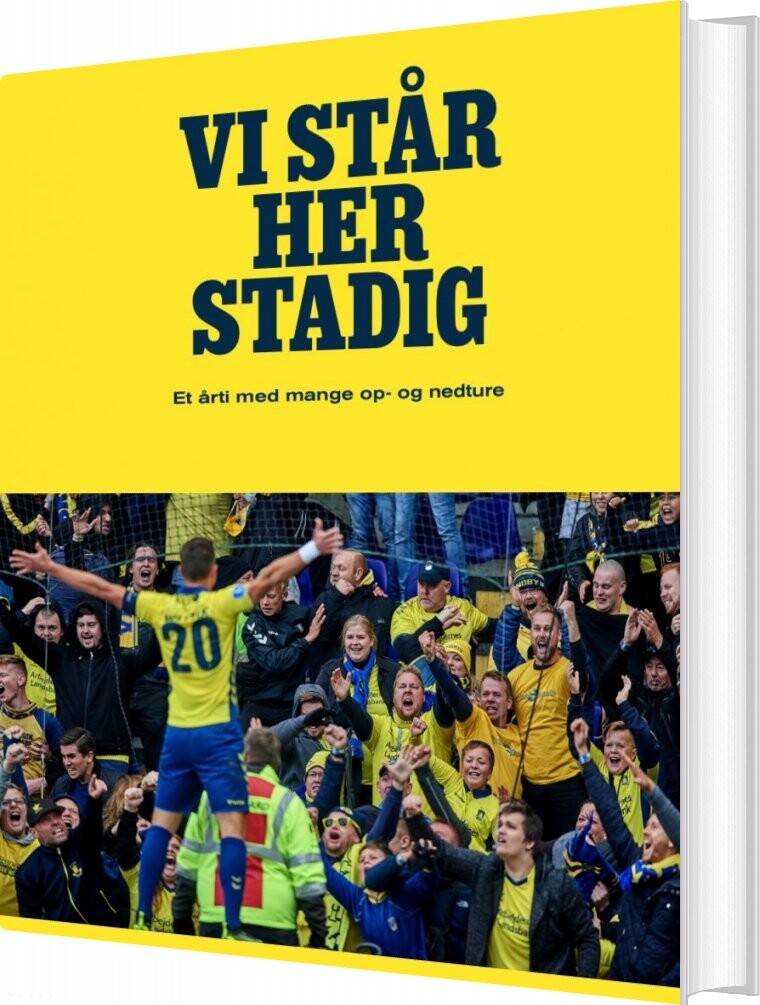 Vi Står Her Stadig   Nanna Møller Karlsen   Bog